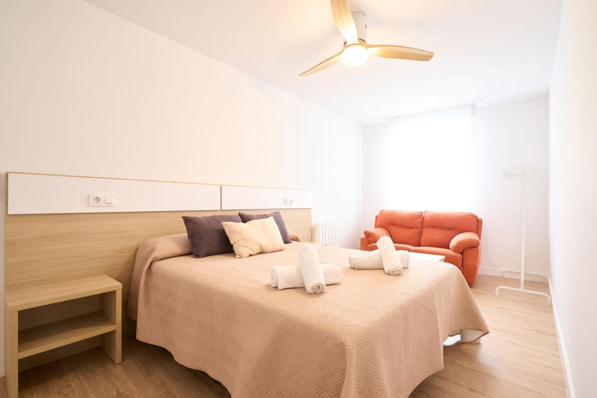 La Brisa Del Jerte By Keyhom Apartment Plasencia Exterior photo