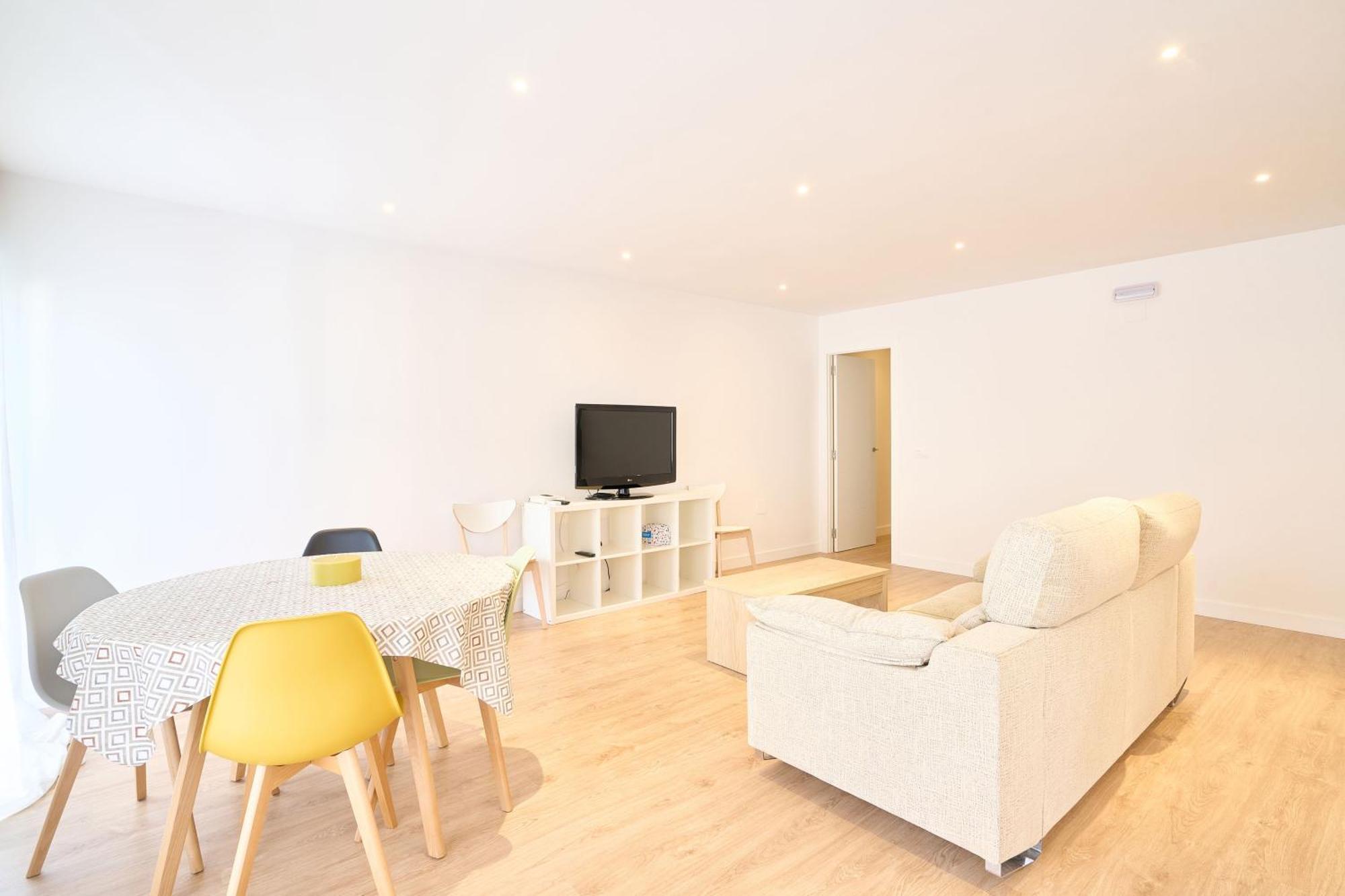 La Brisa Del Jerte By Keyhom Apartment Plasencia Exterior photo