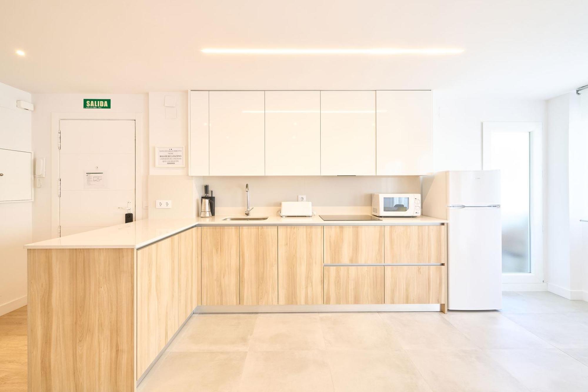 La Brisa Del Jerte By Keyhom Apartment Plasencia Exterior photo